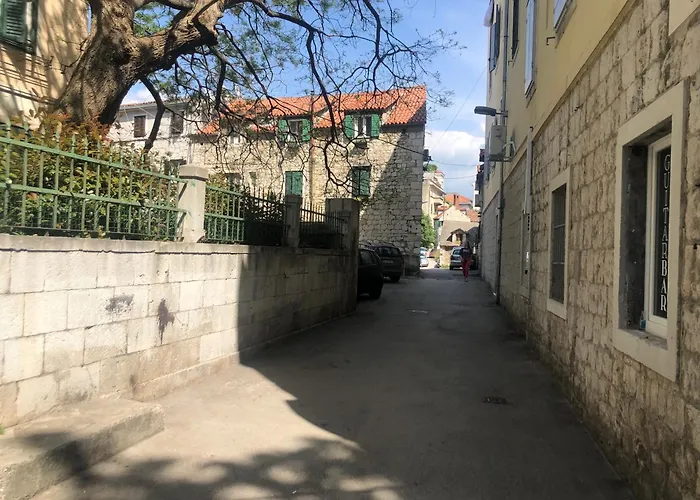 Old Town House Manosa Split